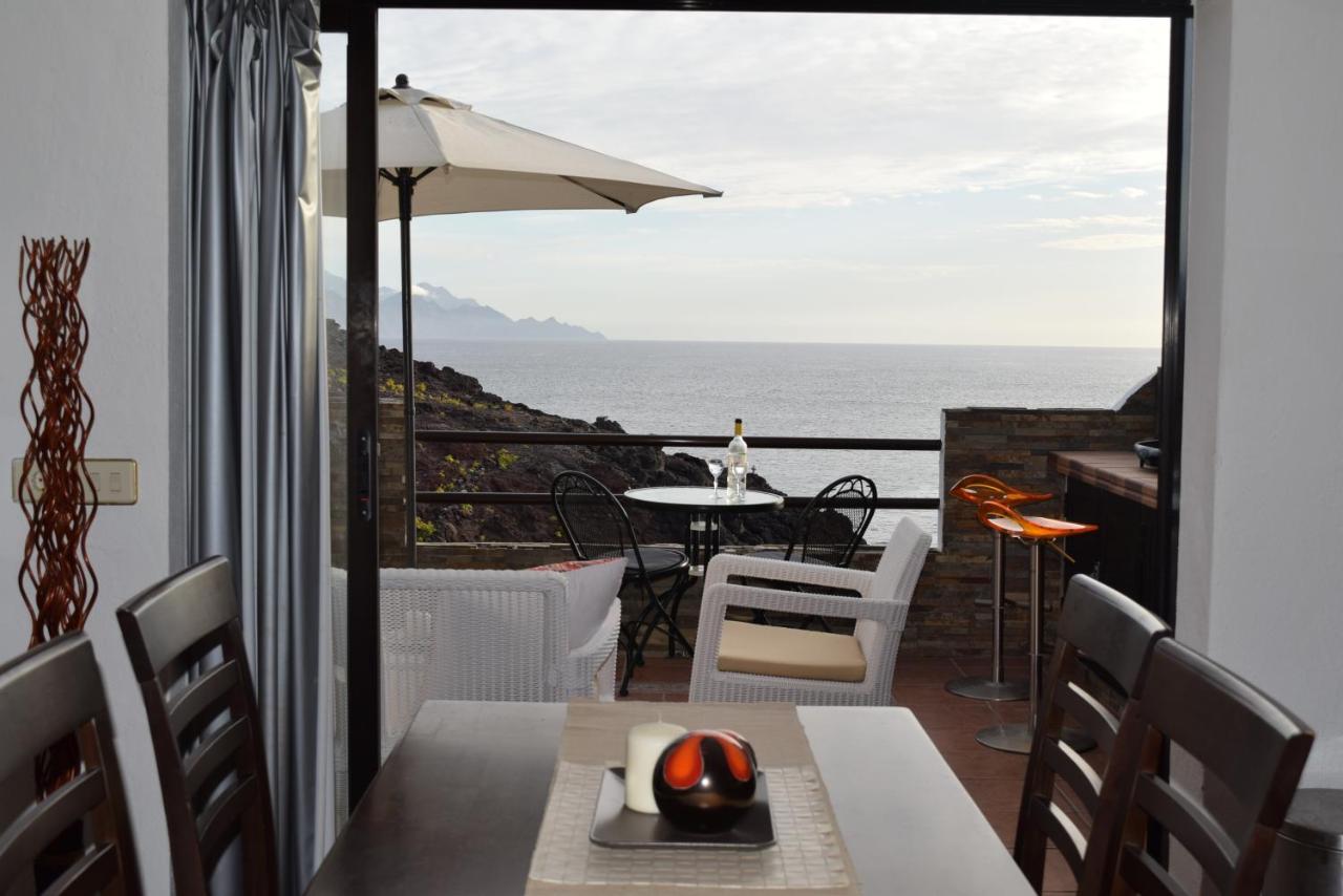 North Cliff Apartment *The Ocean Beneath Your Feet* Galdar Exterior photo
